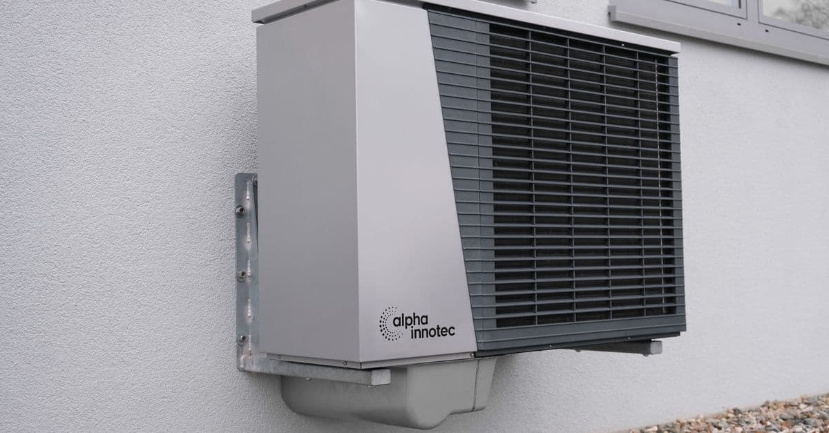 How Customers Choose HVAC Contractors: What the Data Shows